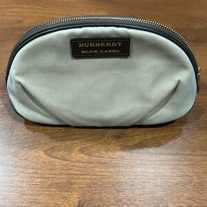 🤎🤍Burberry Blue label cosmetic bag🤍🤎